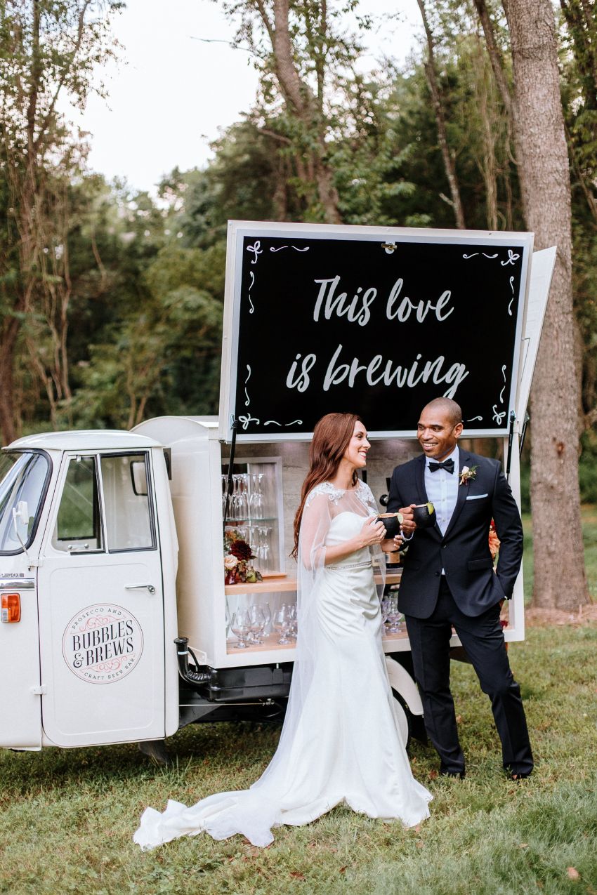 Bubbles and Brews | Wedding Vendors